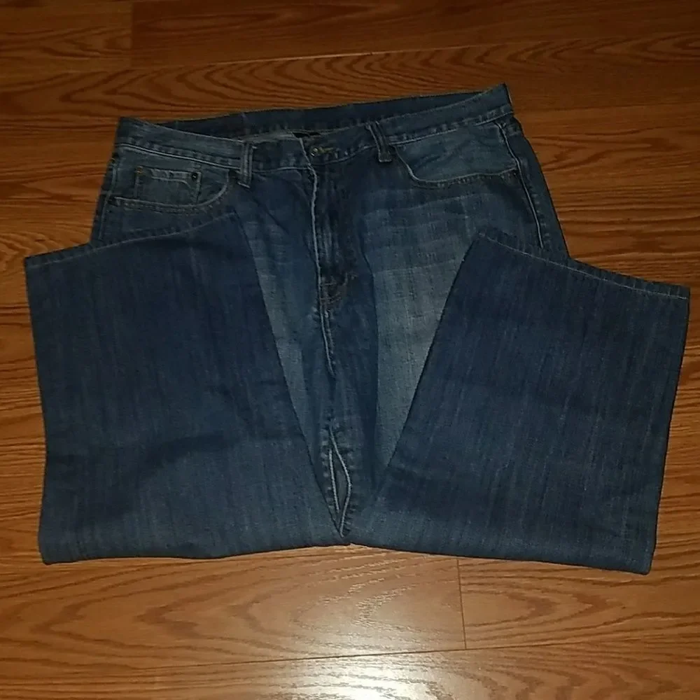 Lucky  Brand relaxed straight jeans Sz 38